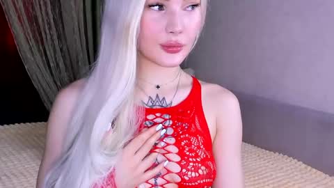 Snapshot of sweet_barbe chatting on 21, 5, 2026 Alice online show from 21, 5, 2026