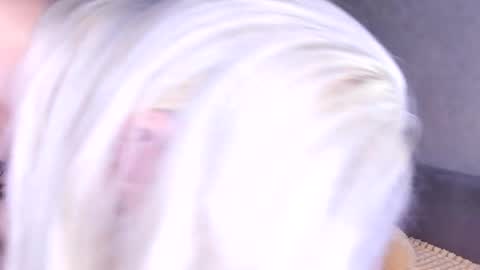 Snapshot of sweet_barbe chatting on 29, 5, 2026 Alice online show from 29, 5, 2026