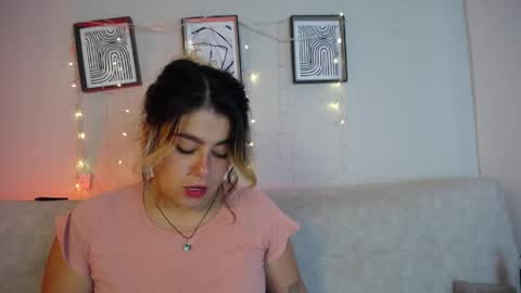 Bella Valery online show from 13, 4, 2026