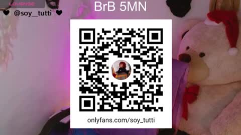 Snapshot of sweet_bluee chatting on 7, 1, 2025 Tutti online show from 7, 1, 2025