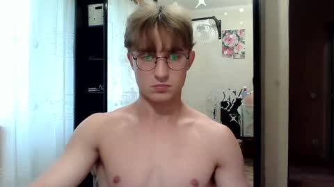 Sweet boy06 online show from 7, 7, 2026
