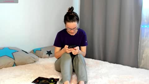 Snapshot of sweet_bun__ chatting on 21, 10, 2025 Christina online show from 21, 10, 2025