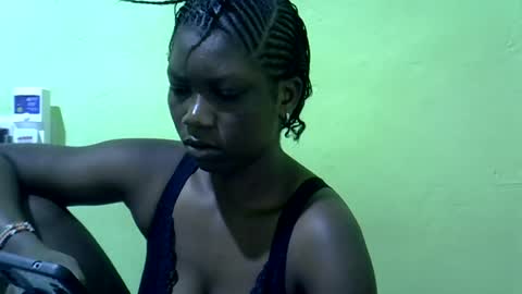 Snapshot of sweet_cherie1 chatting on 6, 7, 2026 sweet_cherie1 online show from 6, 7, 2026