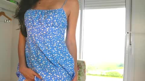 Snapshot of sweet_chilli_ chatting on 22, 12, 2024 Bruna - Live on December - My wishlist online show from 22, 12, 2024