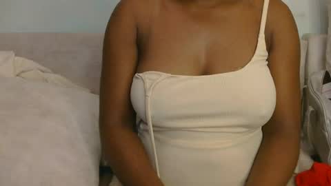 Snapshot of sweet_dellah54 chatting on 6, 8, 2026 dellah online show from 6, 8, 2026