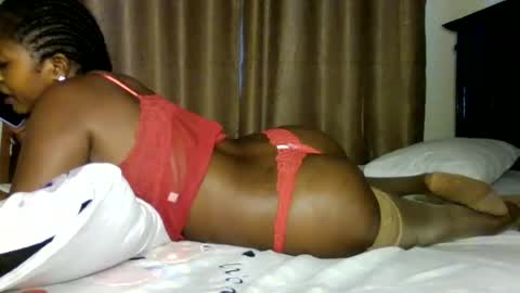 sweet_ebony001 online show from 27, 7, 2026