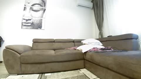           online show from 6, 3, 2025