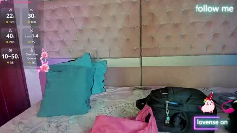 Snapshot of sweet_emmili chatting on 13, 4, 2026 emmili online show from 13, 4, 2026