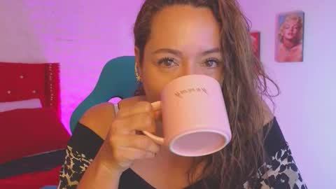 Snapshot of sweet_evans___ chatting on 18, 9, 2025 Sweet Evans online show from 18, 9, 2025