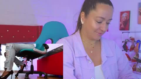 Snapshot of sweet_evans___ chatting on 5, 10, 2025 Sweet Evans online show from 5, 10, 2025