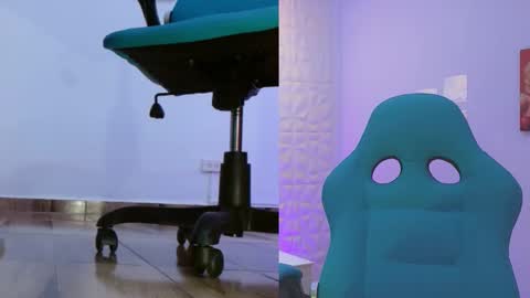 Snapshot of sweet_evans___ chatting on 8, 11, 2025 Sweet Evans online show from 8, 11, 2025