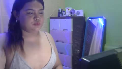sweet_frex123 online show from 3, 2, 2025