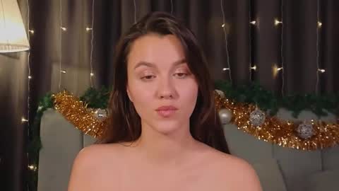 Snapshot of sweet_haeven chatting on 25, 12, 2024 Im Mia.LOVELY PATTERNS 100 120 160 200 my toy buzzes from 2 tip online show from 25, 12, 2024