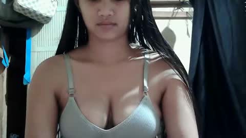 Hazel online show from 17, 2, 2026