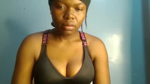 Snapshot of sweet_jamiie chatting on 8, 10, 2025 jay online show from 8, 10, 2025