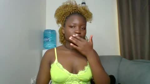 Snapshot of sweet_jenica chatting on 16, 6, 2026 ESTHER NEEMA online show from 16, 6, 2026