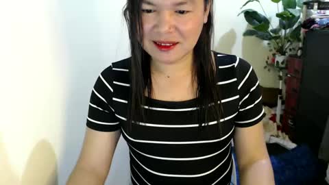 Snapshot of sweet_kendallxxxx chatting on 26, 2, 2025 Nicahhh online show from 26, 2, 2025