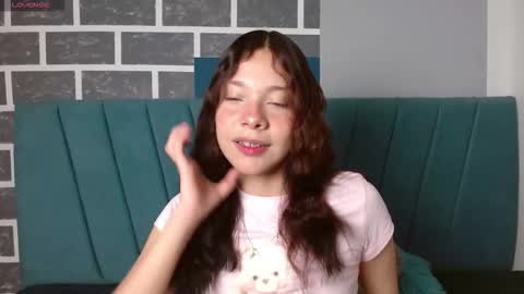 Snapshot of sweet_kitty_05 chatting on 5, 3, 2026 sweet_kitty_05 online show from 5, 3, 2026