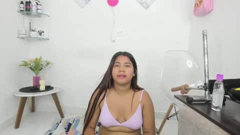 sweet_litle online show from 28, 7, 2026
