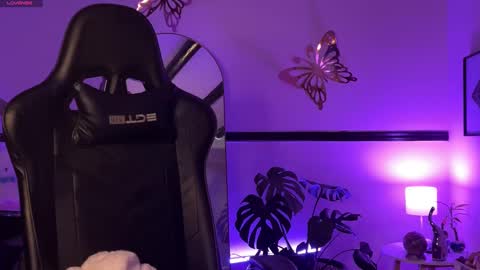 Snapshot of sweet_littleee chatting on 27, 2, 2025 free private online show from 27, 2, 2025