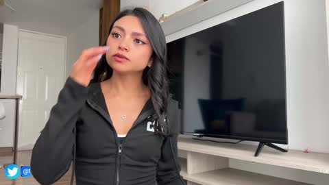 Snapshot of sweet_littleee chatting on 30, 9, 2025 free private online show from 30, 9, 2025