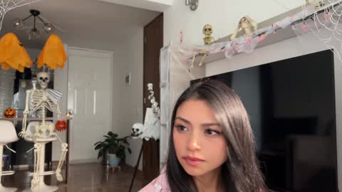 Snapshot of sweet_littleee chatting on 28, 10, 2025 free private online show from 28, 10, 2025