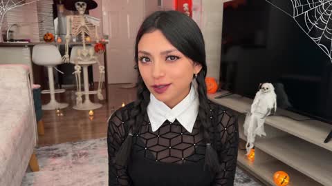 Snapshot of sweet_littleee chatting on 30, 10, 2025 free private online show from 30, 10, 2025