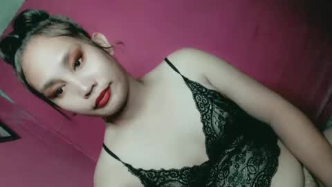 Snapshot of sweet_lover5 chatting on 6, 1, 2025 SWEET LOVE online show from 6, 1, 2025