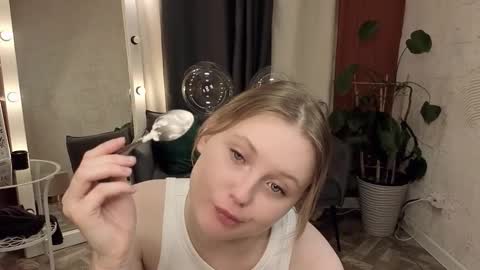 Mikki online show from 13, 3, 2026