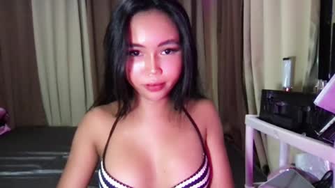 Snapshot of sweet_maleia69 chatting on 23, 7, 2026 Maleia online show from 23, 7, 2026