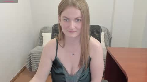 Mila online show from 28, 4, 2026