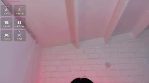 Sweet  Mia online show from 22, 4, 2026