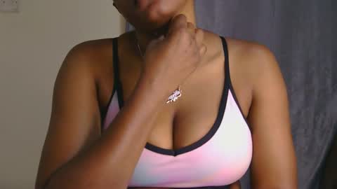 Snapshot of sweet_miah12 chatting on 11, 3, 2026 Queen debby online show from 11, 3, 2026