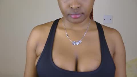 Snapshot of sweet_miah12 chatting on 18, 3, 2026 Queen debby online show from 18, 3, 2026