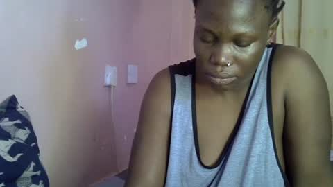 Snapshot of sweet_monalisa93 chatting on 13, 5, 2026 Lisa online show from 13, 5, 2026