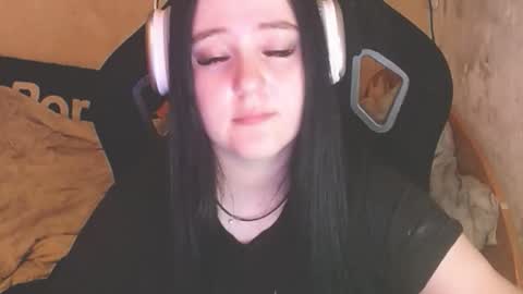 sweet_my_dream online show from 4, 2, 2026