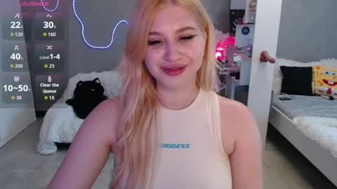 sweet_nicole_333 online show from 5, 8, 2026