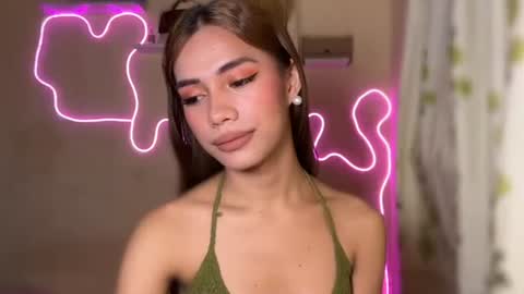 sweet_nikki03 online show from 25, 9, 2025