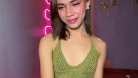sweet_nikki03 online show from 8, 4, 2026