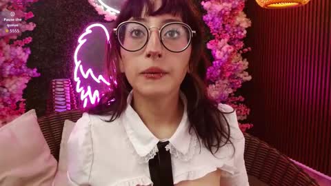 Roxanee online show from 15, 1, 2026