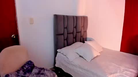 Snapshot of sweet_sara2 chatting on 7, 2, 2025 Sara online show from 7, 2, 2025