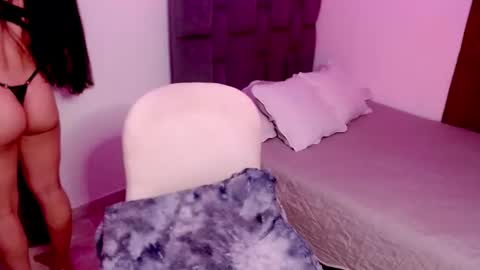 Snapshot of sweet_sara2 chatting on 2, 3, 2025 Sara online show from 2, 3, 2025