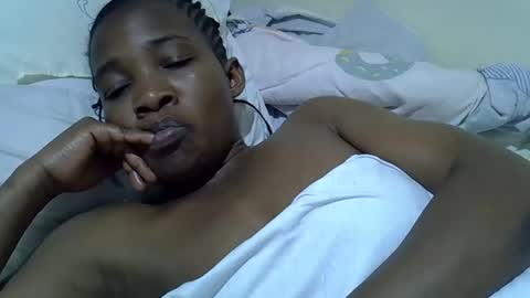Snapshot of sweet_shari chatting on 7, 10, 2025 Princess shari online show from 7, 10, 2025