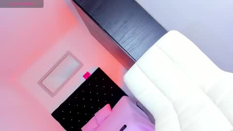 sweet_stacie online show from 2, 5, 2026