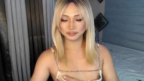 Snapshot of sweet_tenshi chatting on 12, 3, 2025 tenshi online show from 12, 3, 2025