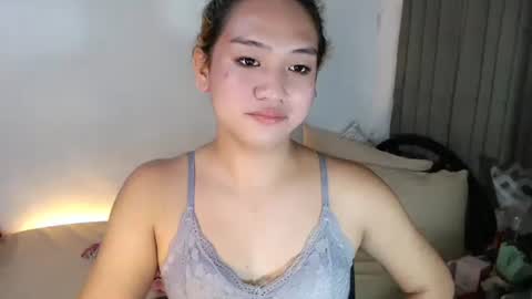 Snapshot of sweet_tenshi chatting on 12, 9, 2025 tenshi online show from 12, 9, 2025