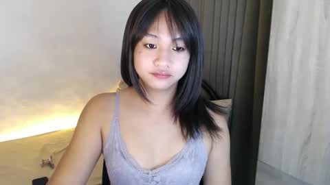 Snapshot of sweet_tenshi chatting on 6, 10, 2025 tenshi online show from 6, 10, 2025