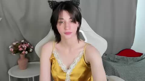 Carolina Lu online show from 12, 6, 2026
