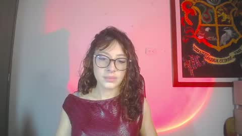 sweet_venus4 online show from 18, 1, 2026