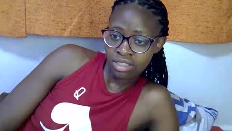 sweet_zarah online show from 5, 3, 2026